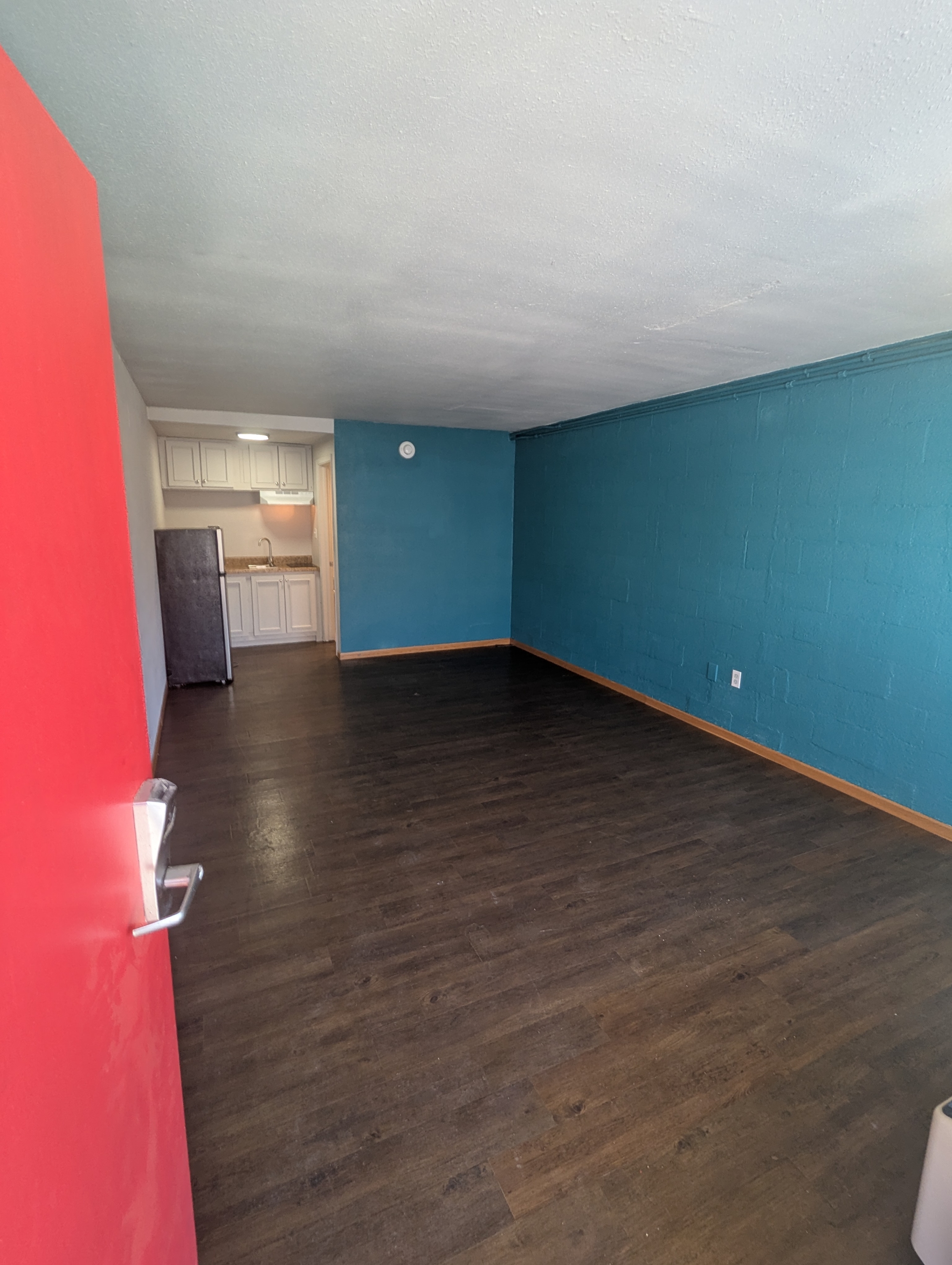 2027 East Van Buren - 341